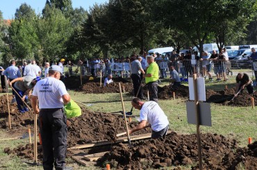 The 6th Grave Digging Competition in Hungary